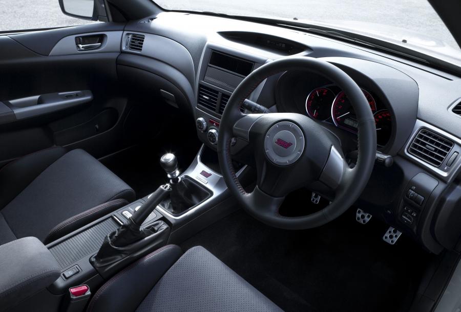  Subaru Impreza R205 2010 года  (фото 17 из 29)
